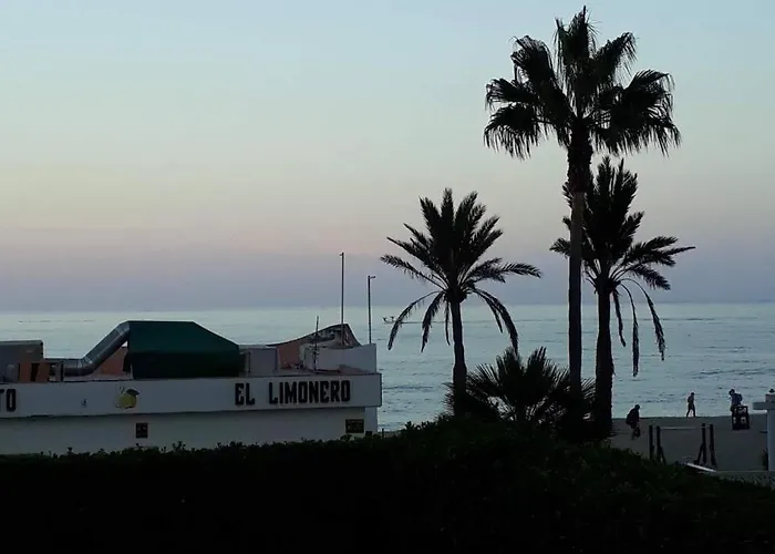 1ste Line Sunset * 푸엔히롤라