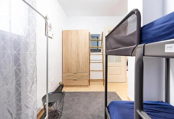 1ste Line Sunset Apartment